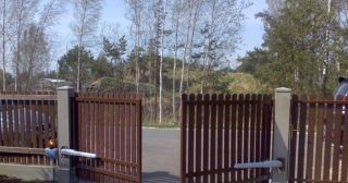Купить распашные ворота из штакетника Костомукша, цена от 2782 руб.